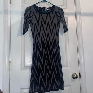 Jillian Taylor Sweater Dress - Small